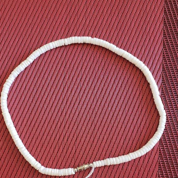 Vintage Puka 1970's White Shell 7" Necklace - Good Karma - Picture 1 of 3